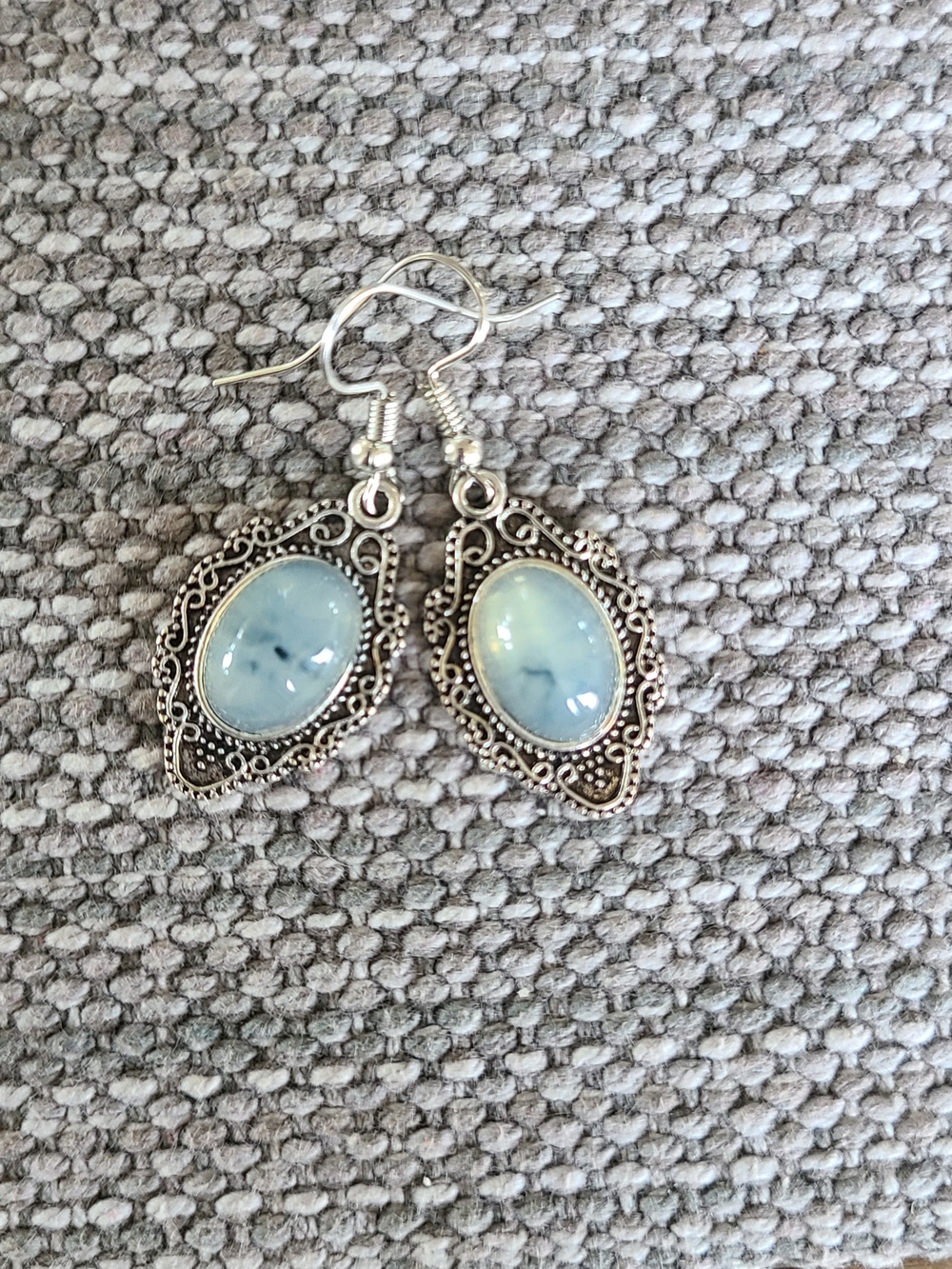 Silver Filigree Drop Earrings with Light Translucent Stone